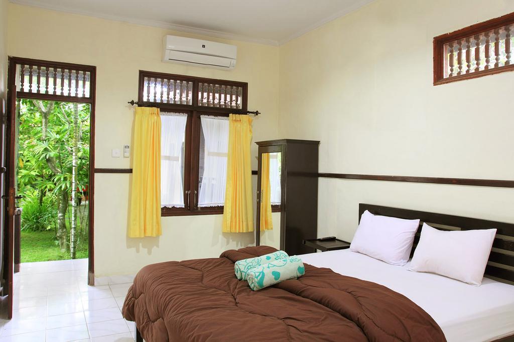 Cinthya Guest House Legian  Room photo
