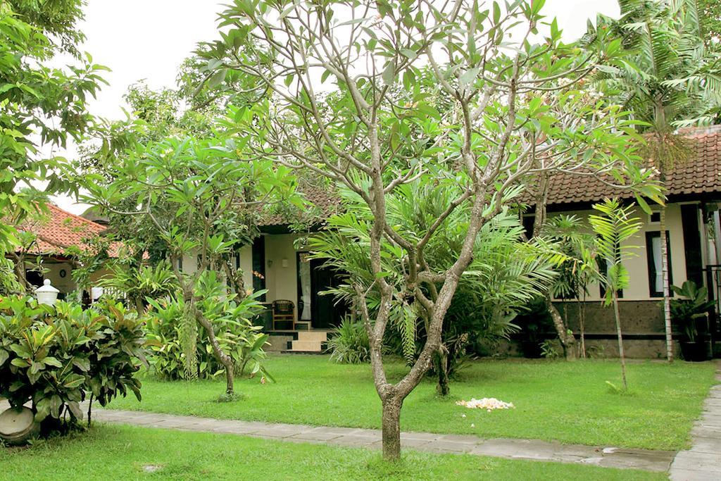 Cinthya Guest House Legian  Room photo
